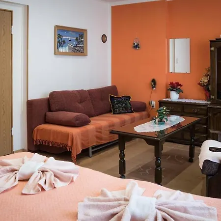 Sara - Apartment *